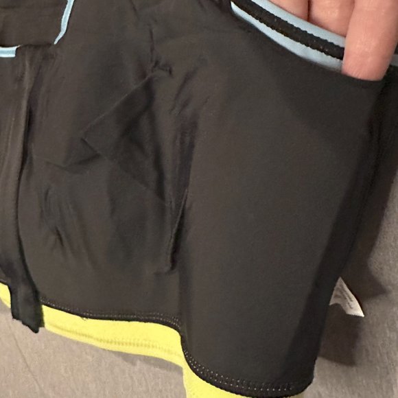 Ruby Ribbon Zip-front Sport Demi - Picture 3 of 4